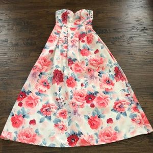 Dress up flowy dress